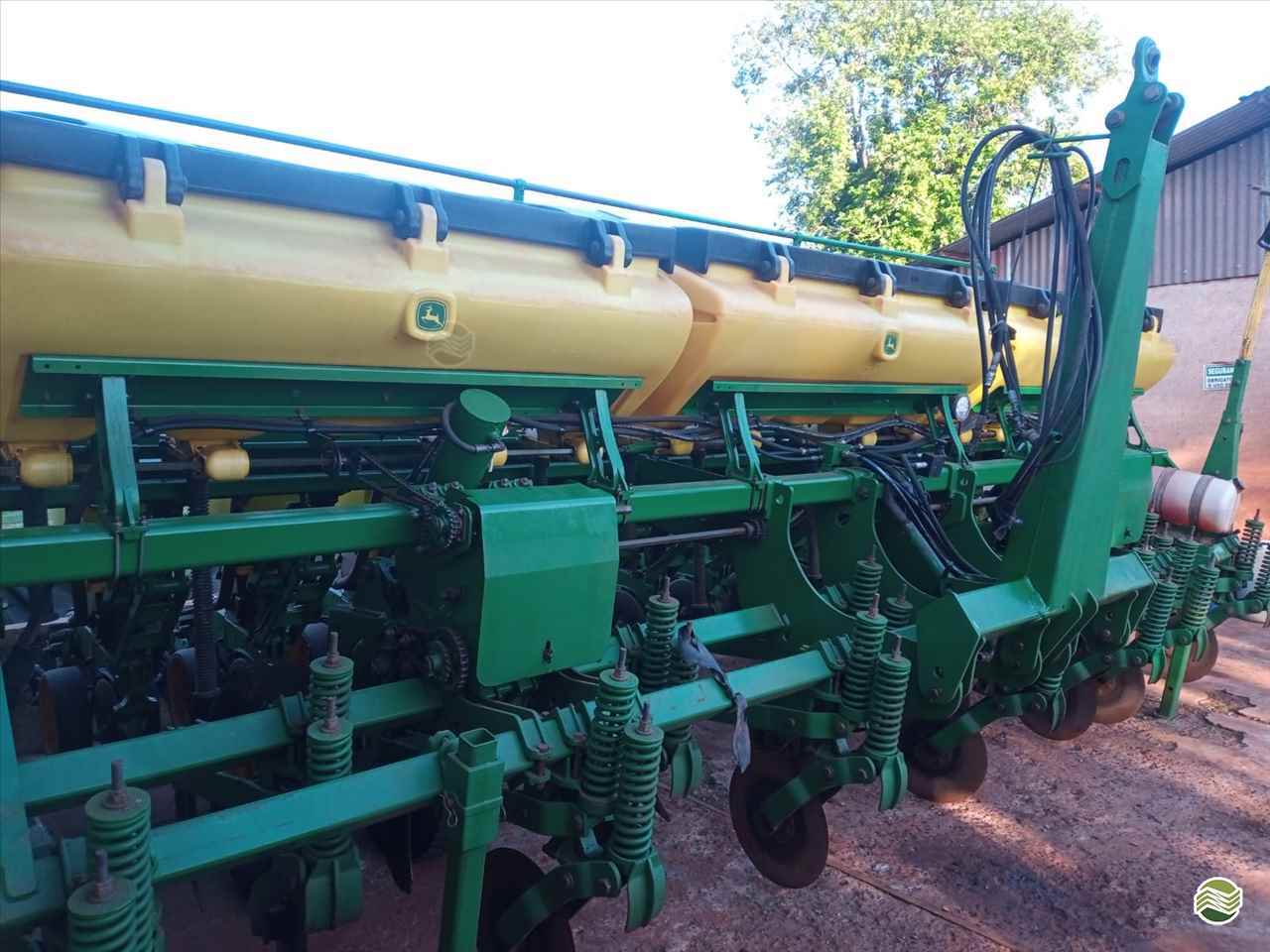 PLANTADEIRA JOHN DEERE PLANTADEIRAS 1113 Paulo Mokan Compra E Venda De Máquinas Usadas IJUI RIO GRANDE DO SUL RS